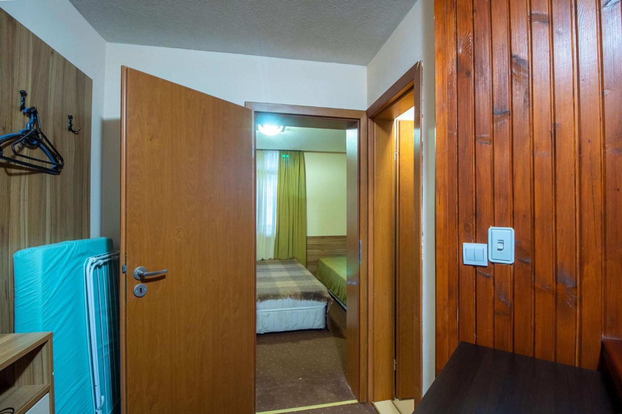 Ski Chalets At Pamporovo - An Affordable Village Holiday For Families Or Groups Экстерьер фото